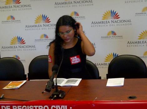 Género en la Cédula Ecuador - Revolución Trabs (25)