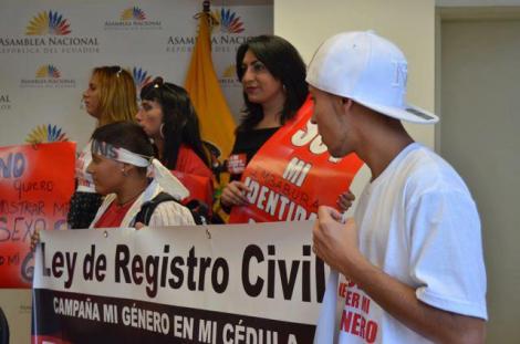 Género en la Cédula Ecuador - Revolución Trabs (26)
