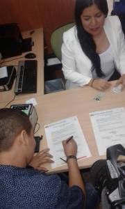 Transexuales logran cambian el sexo por género en Ecuador (8)