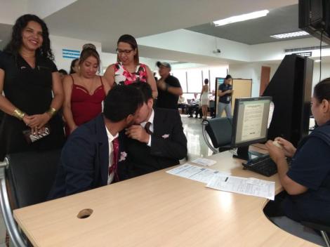 3er matrimono homosexual en Ecuador y el 1ero de hombres gays - Cámara LGBT Comercio Ecuador - Asociación Silueta X 12.jpg