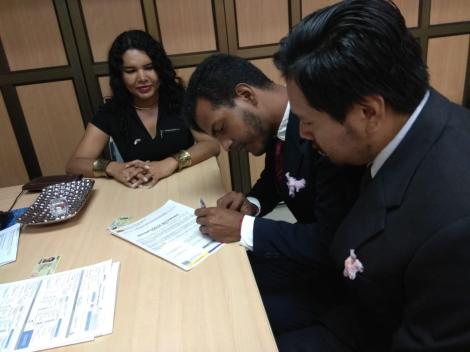 3er matrimono homosexual en Ecuador y el 1ero de hombres gays - Cámara LGBT Comercio Ecuador - Asociación Silueta X 5.jpg